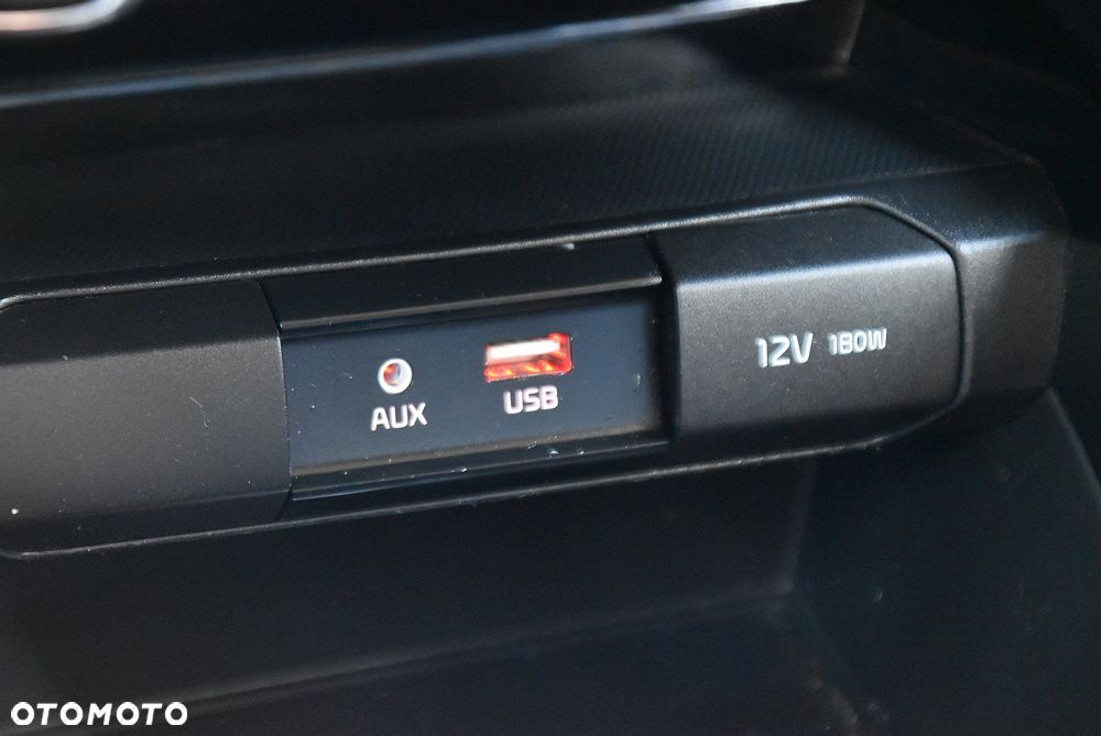 Kia Stonic - 36