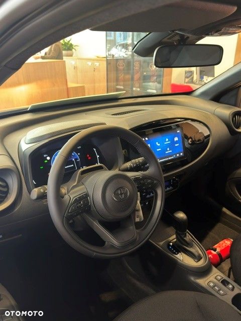 Toyota Aygo X Hybrid 1.5 Comfort e-CVT - 6