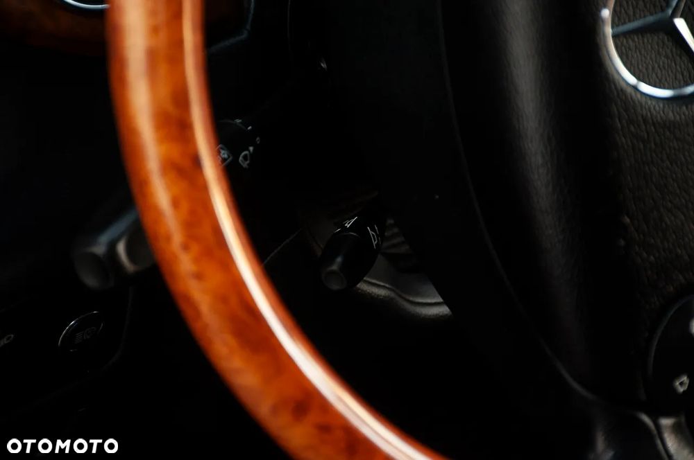 Mercedes-Benz CLS 350 - 25