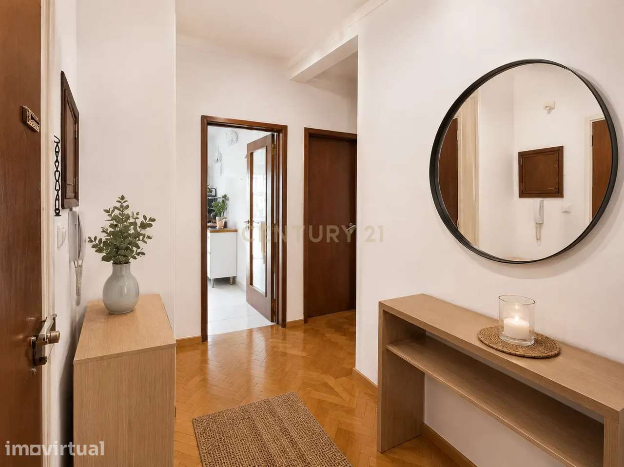 T3 com luz todo o dia + varanda | Almada | a minutos de Lisboa - Grande imagem: 4/14
