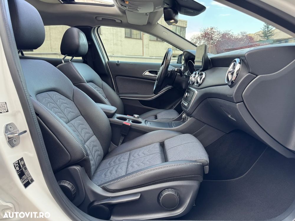 Mercedes-Benz GLA 200 d 7G-DCT UrbanStyle Edition - 15