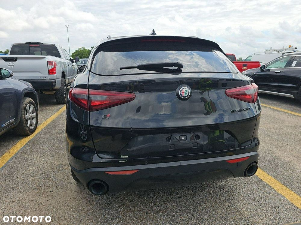 Alfa Romeo Stelvio 2.0 Turbo TI Q4 - 6