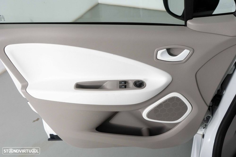 Renault Zoe (c/ Bateria) Life 40 - 18