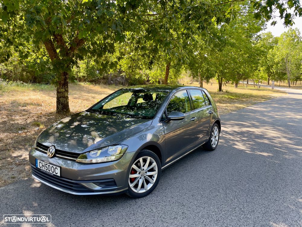 VW Golf 1.6 TDI Confortline DSG - 1