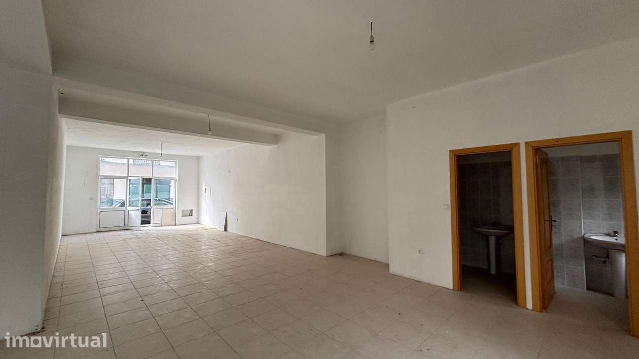 Lojas - Av. 25 de Abril Castro Daire- OPORTUNIDADE -VISITAS 6 DE ABRIL - Grande imagem: 5/13