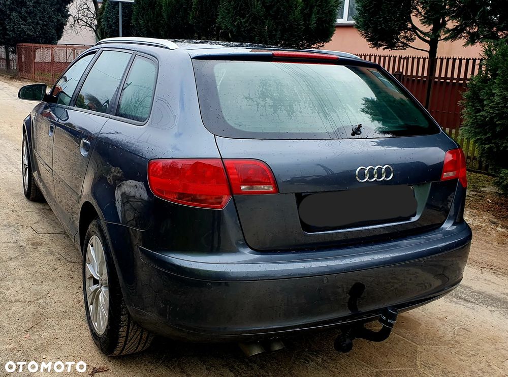 Audi A3 Sportback 2.0 TDI Attraction - 4