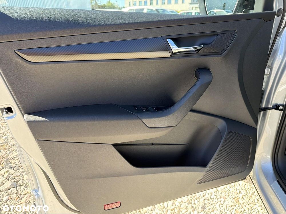 Skoda Karoq 1.5 TSI ACT Sportline DSG - 4