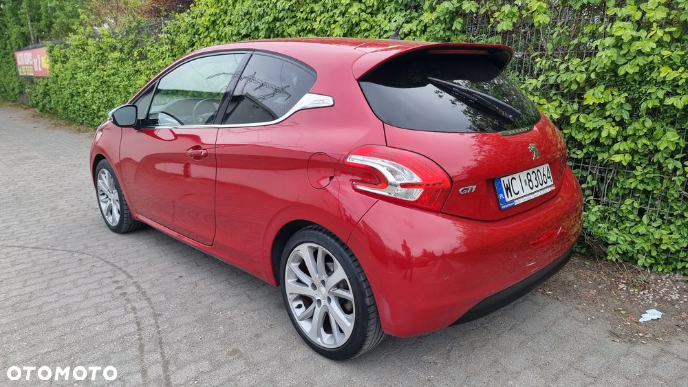 Peugeot 208 1.6 THP Allure - 26
