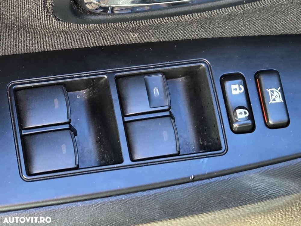 Toyota Avensis 2.0 D-4D Edition (2014) - 23