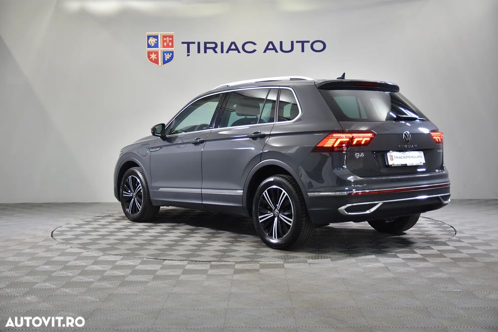 Volkswagen Tiguan - 3