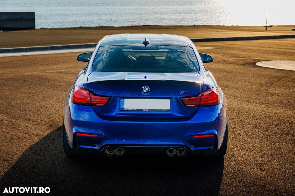 BMW M4 Coupe DKG Competition - 20