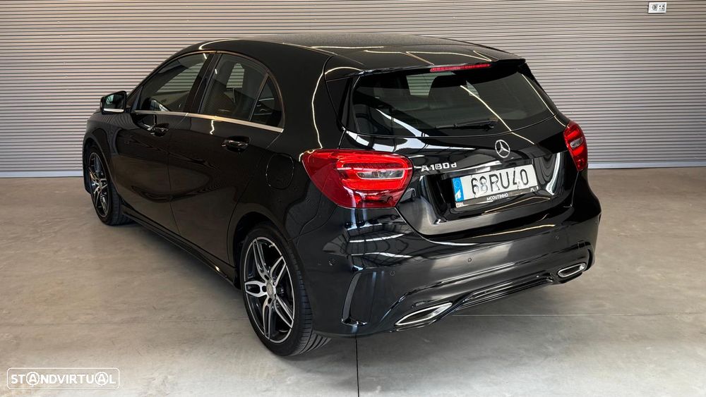 Mercedes-Benz A 180 d AMG Line - 10