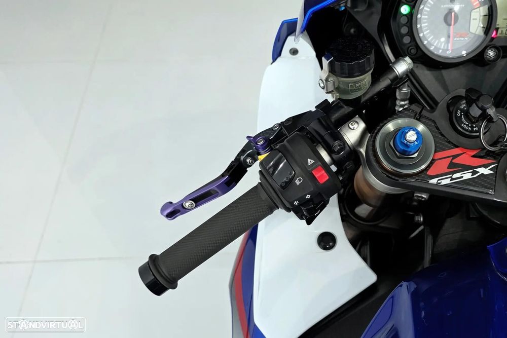Suzuki GSX-R - 12
