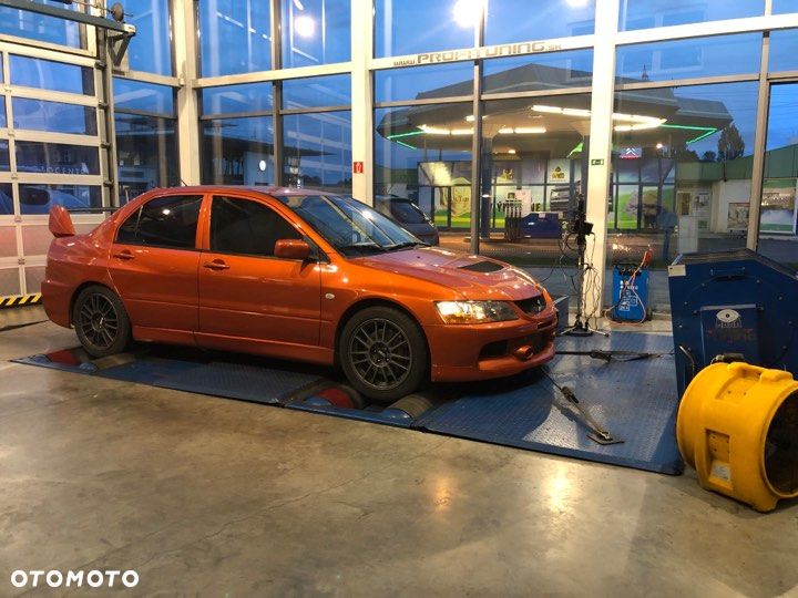 Mitsubishi Lancer Evolution - 2