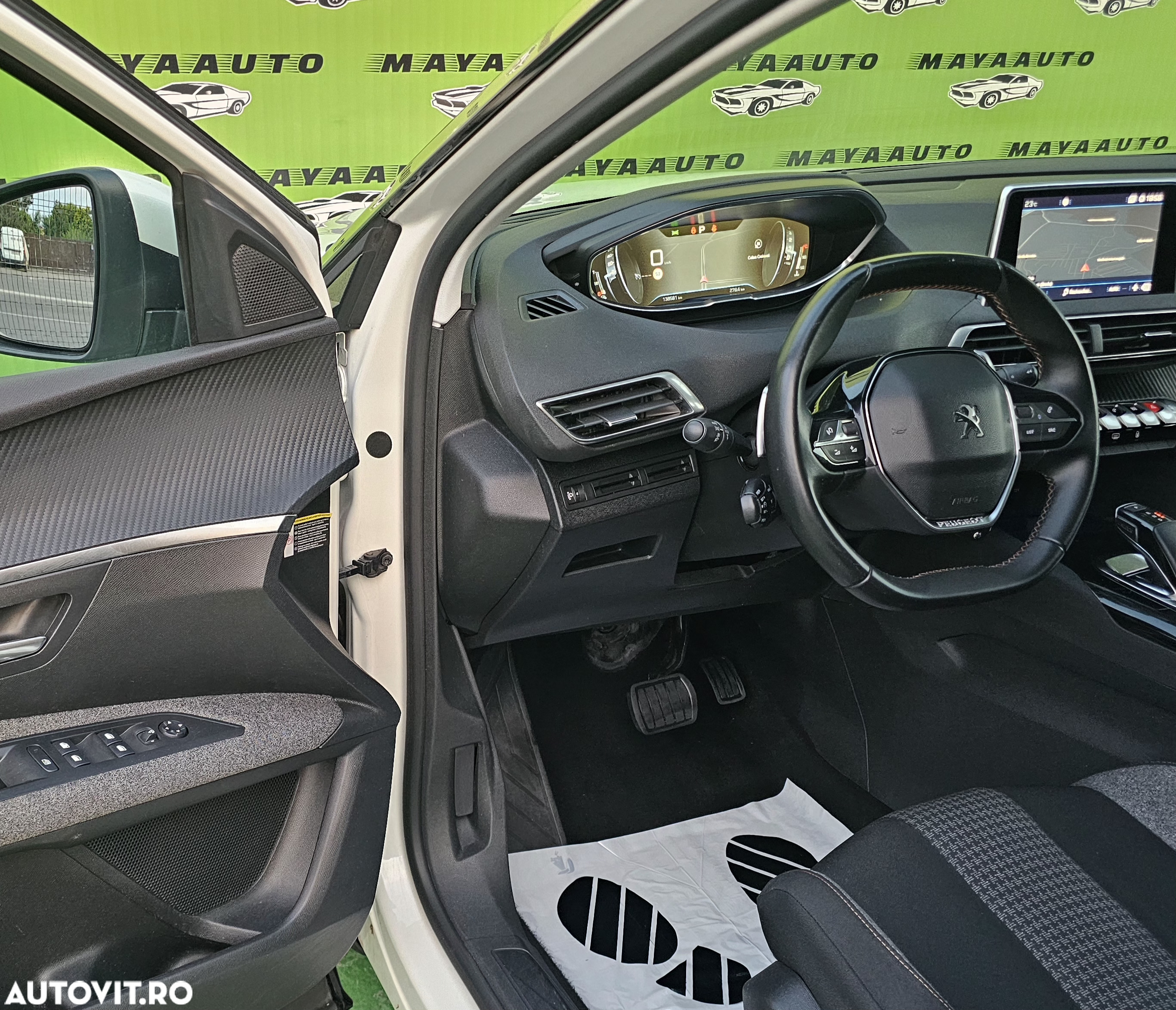 Peugeot 3008 1.2 PureTech Turbo S&S EAT6 Active - 11