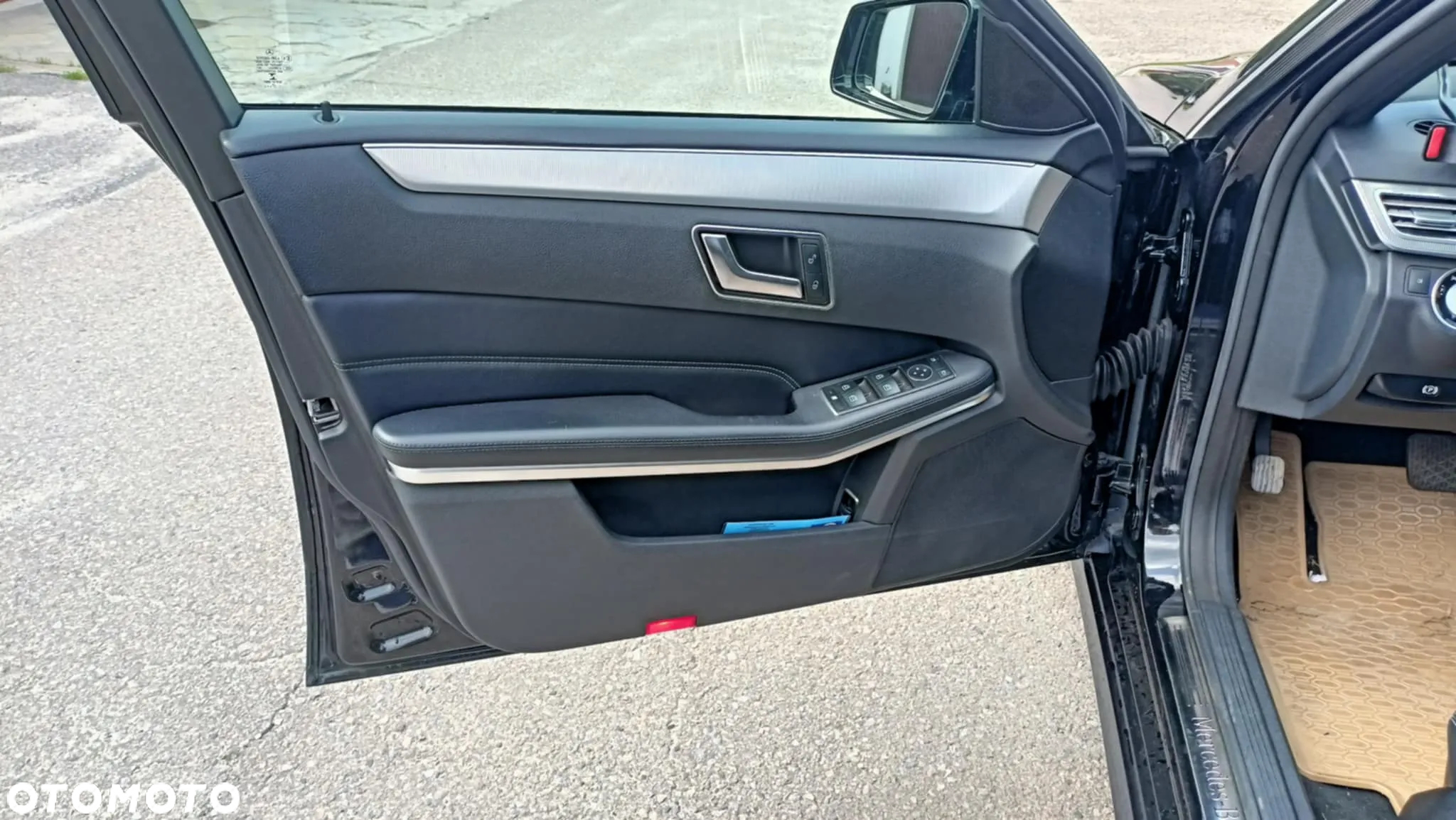 Mercedes-Benz Klasa E 220 BlueTEC 4-Matic Elegance - 22