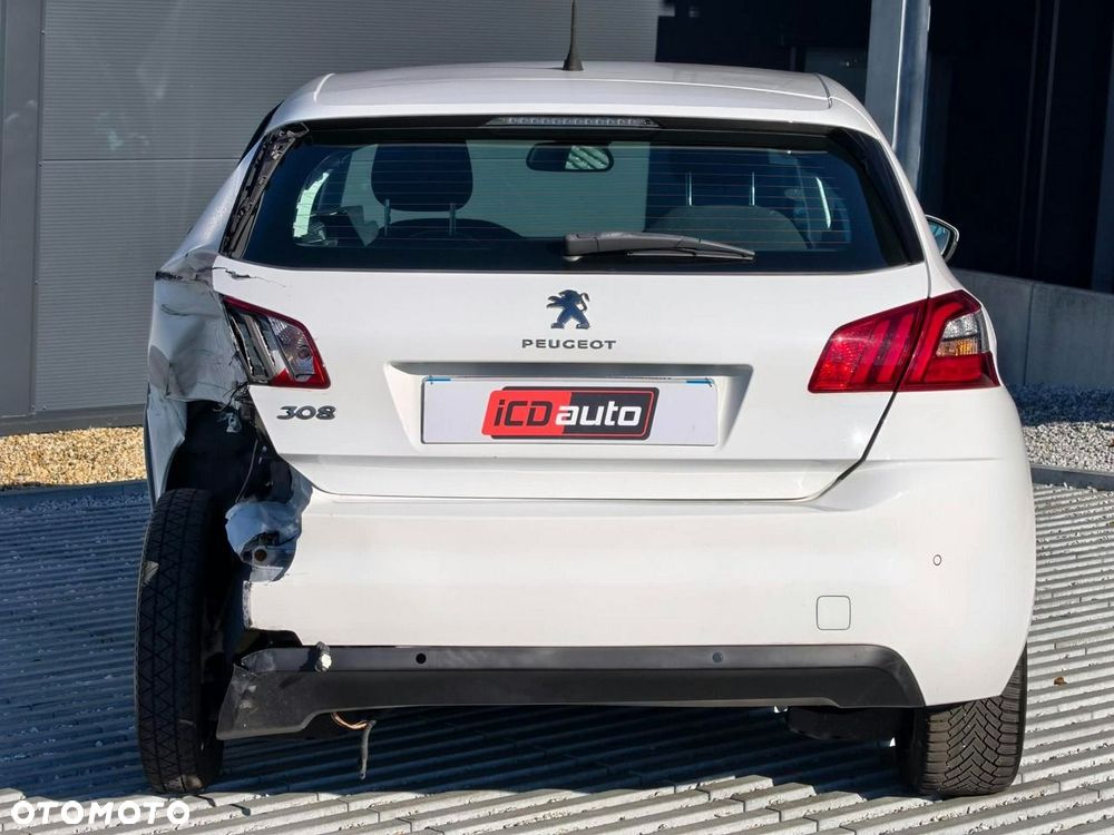 Peugeot 308 - 6