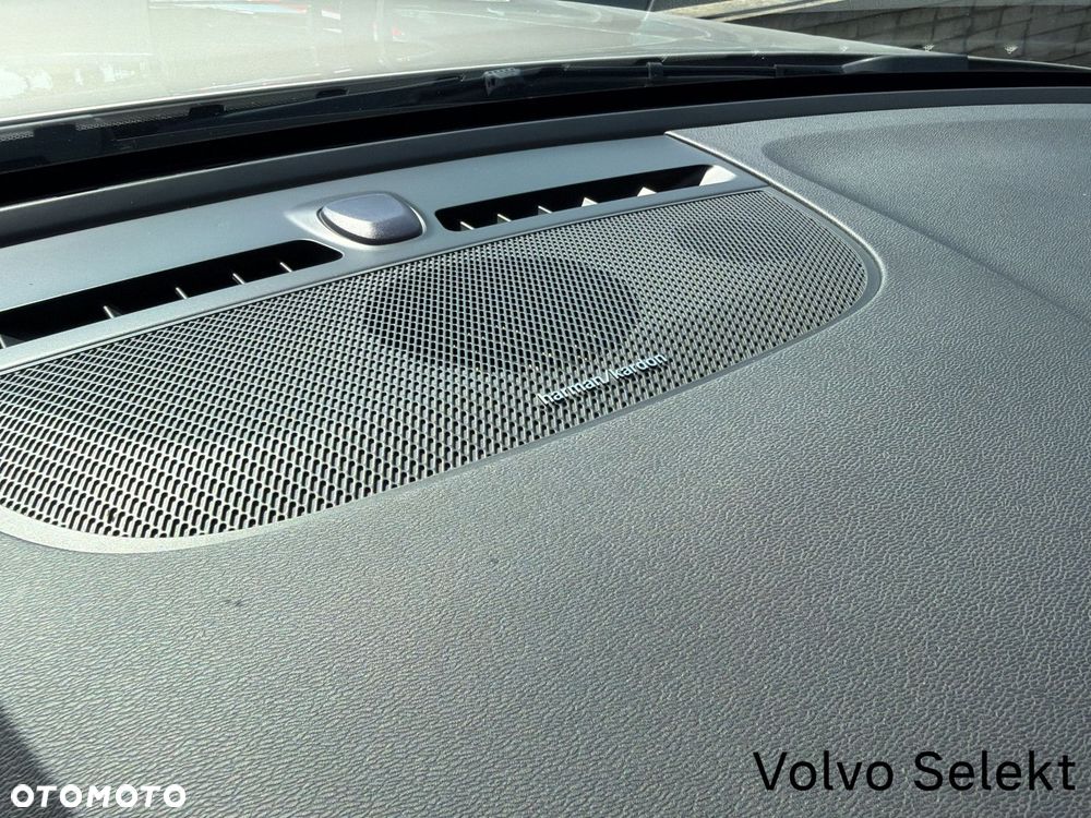 Volvo XC 40 - 29