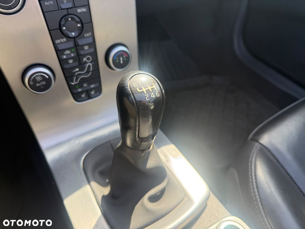 Volvo C70 2.0D Summum - 16