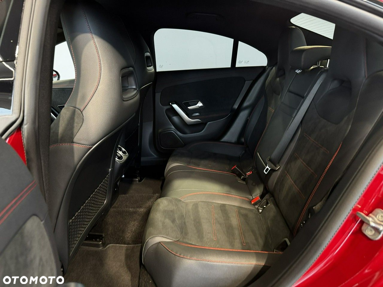 Mercedes-Benz CLA - 14