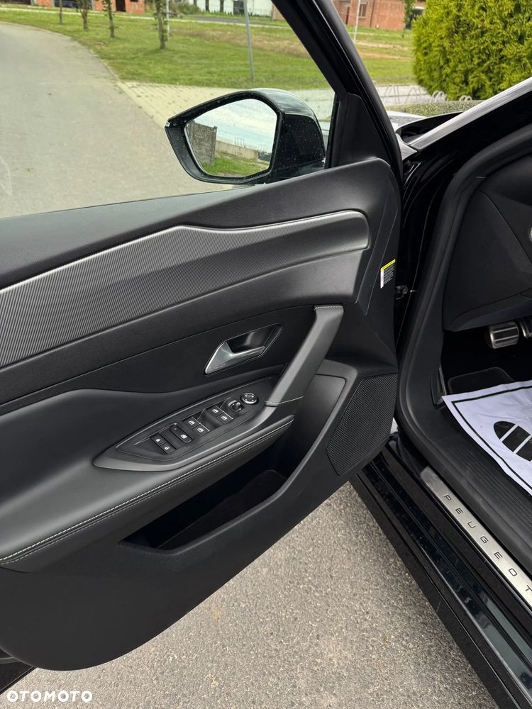 Peugeot 308 BlueHDi 130 EAT8 Stop & Start GT Pack - 4