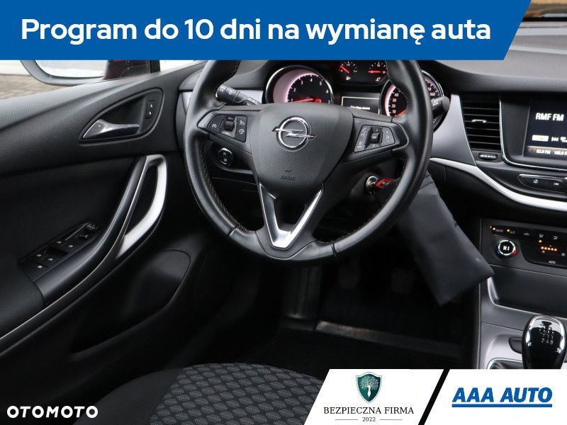 Opel Astra - 9