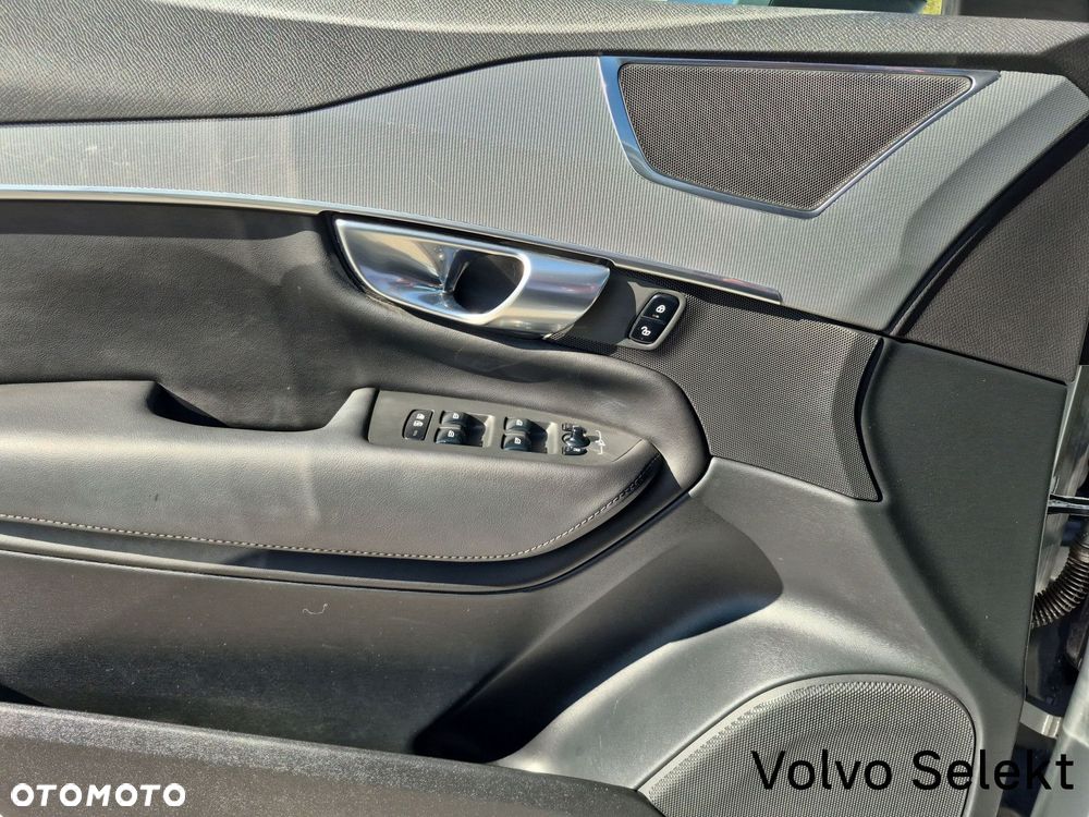 Volvo XC 90 - 16
