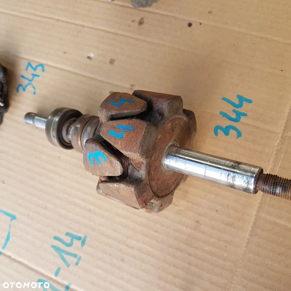 obudowa korpus mocowanie cewka diody wirnik szczotki z alternator fiat 126p maluch st fl el - 2