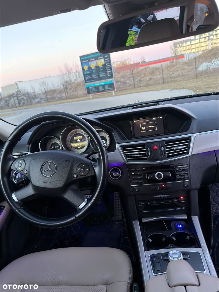 Mercedes-Benz Klasa E 350 CDI BlueEff Avantgarde - 13