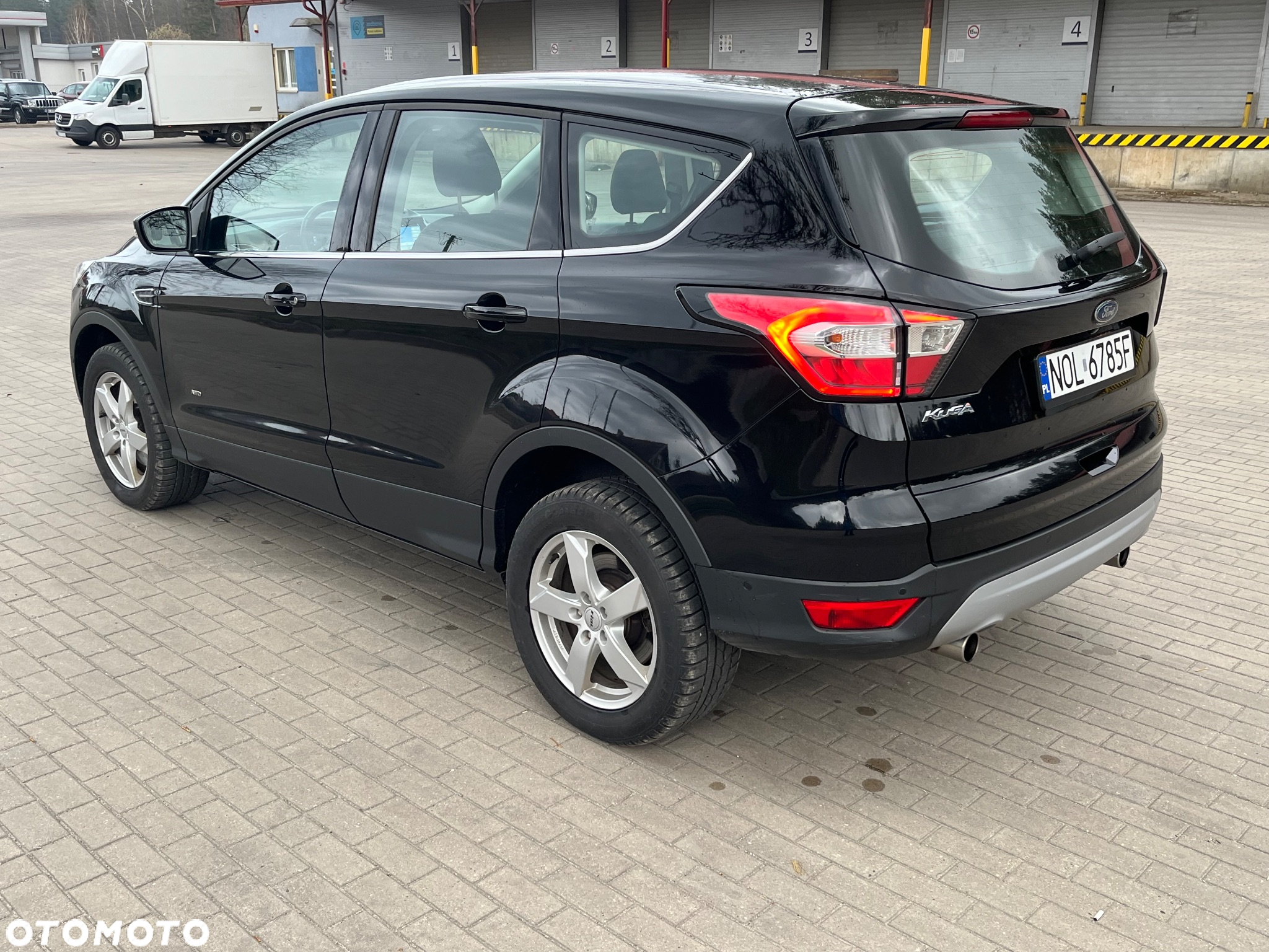 Ford Kuga 2.0 TDCi AWD Titanium - 4