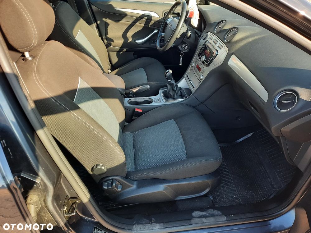 Ford Mondeo 2.0 Champions Edition - 7