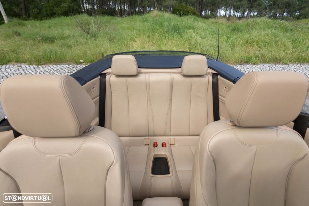 BMW 218 d Cabrio Pack M Auto - 38