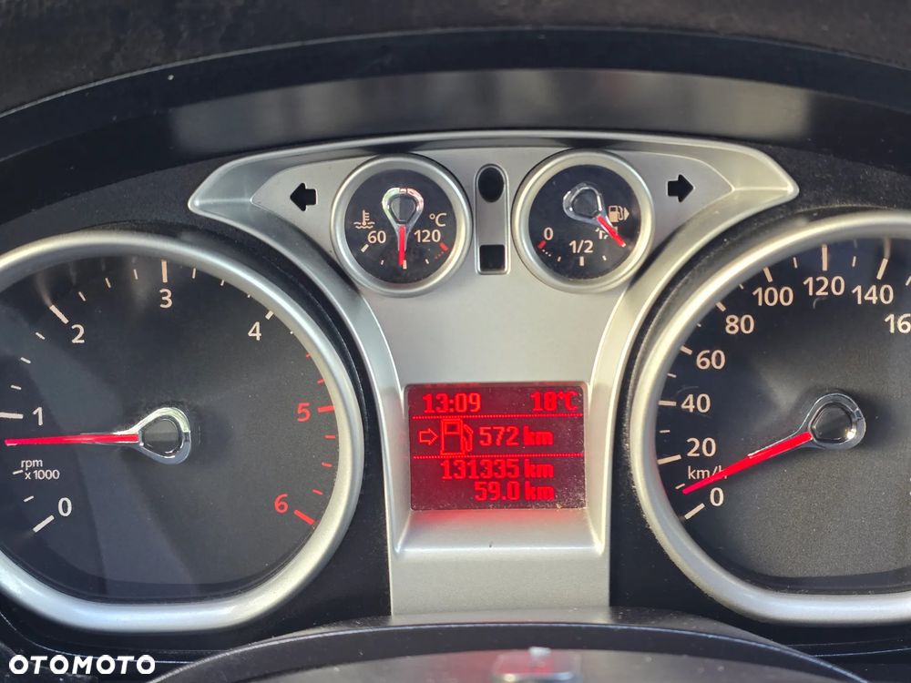 Ford Kuga - 6