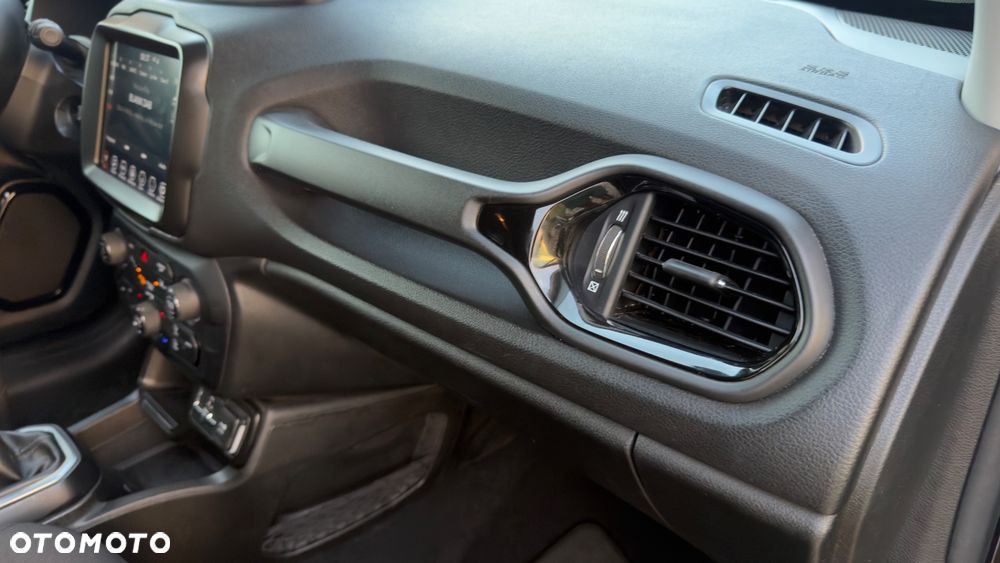 Jeep Renegade 1.0 T-GDI Limited - 21