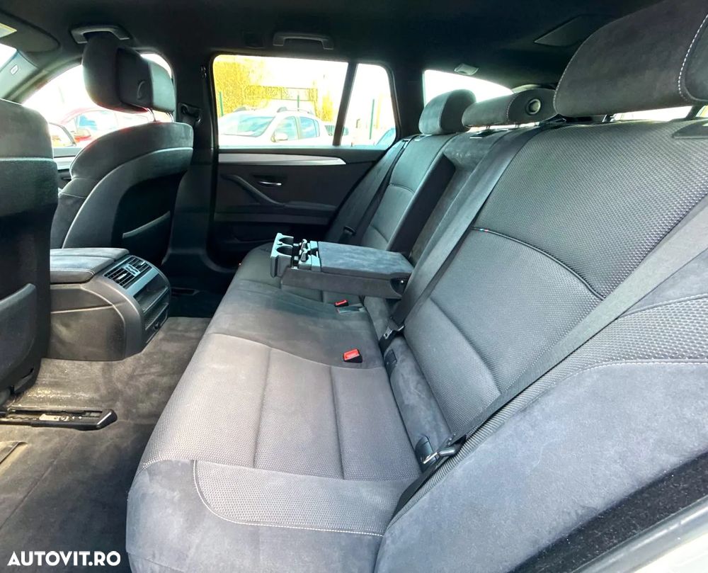 BMW Seria 5 520d Touring Sport-Aut. - 21