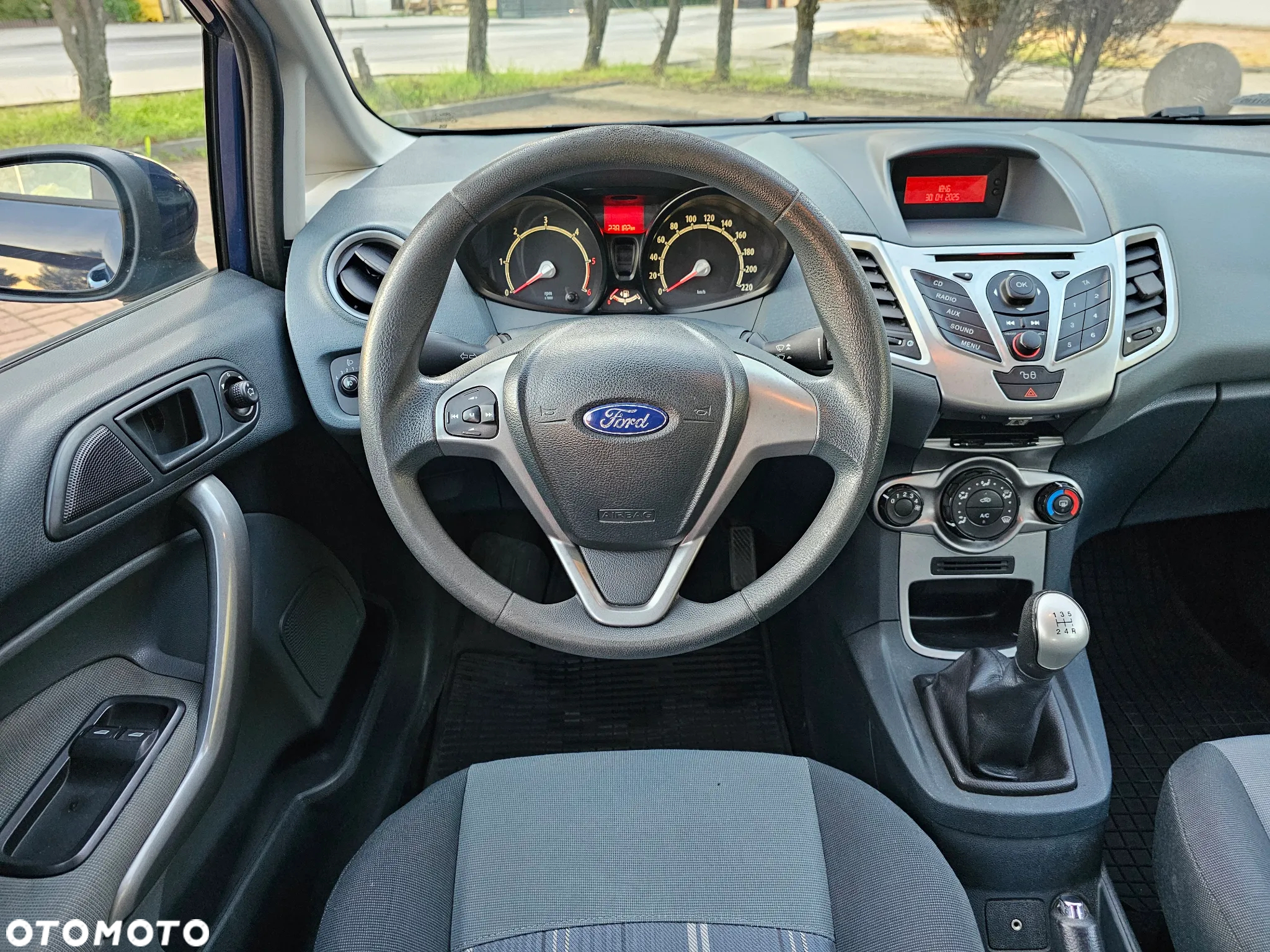 Ford Fiesta - 28