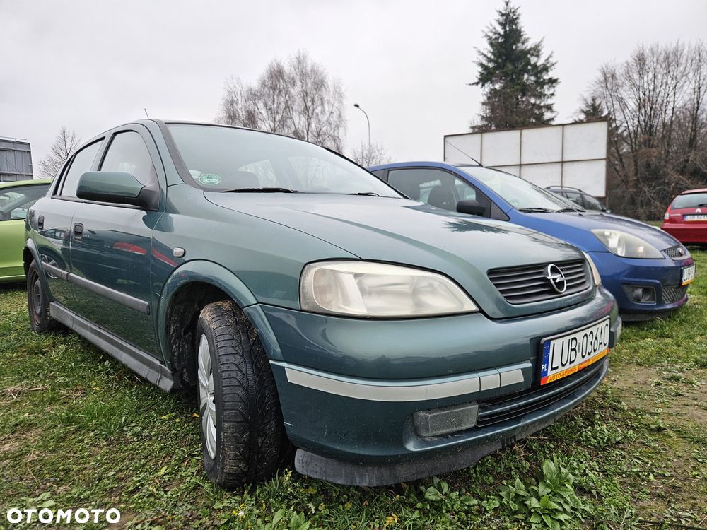 Opel Astra - 1