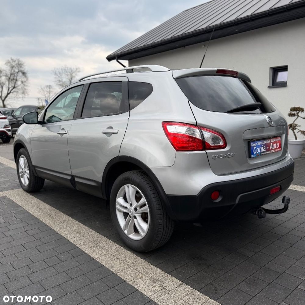 Nissan Qashqai - 11