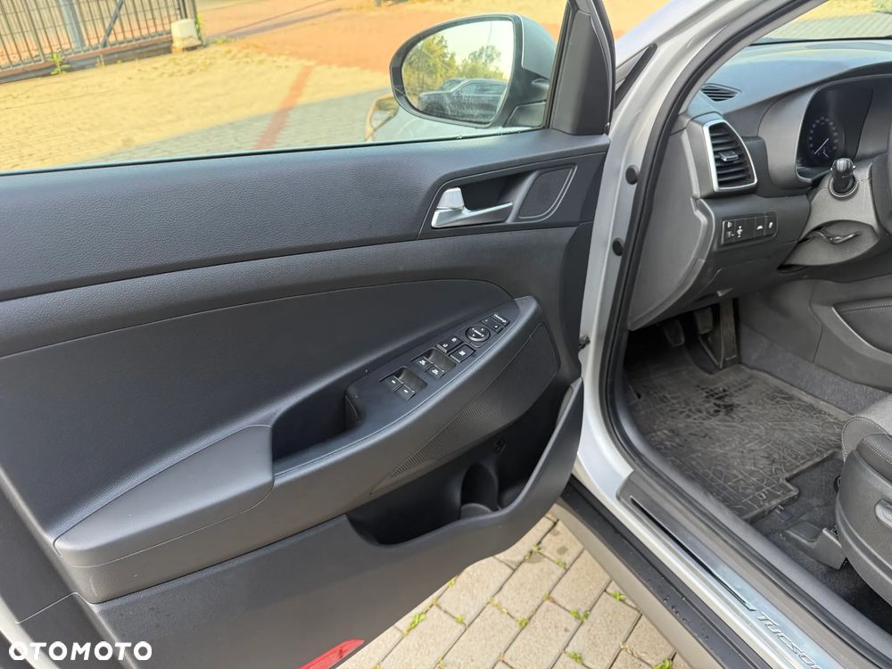 Hyundai Tucson blue 1.6 CRDi 2WD Style - 9