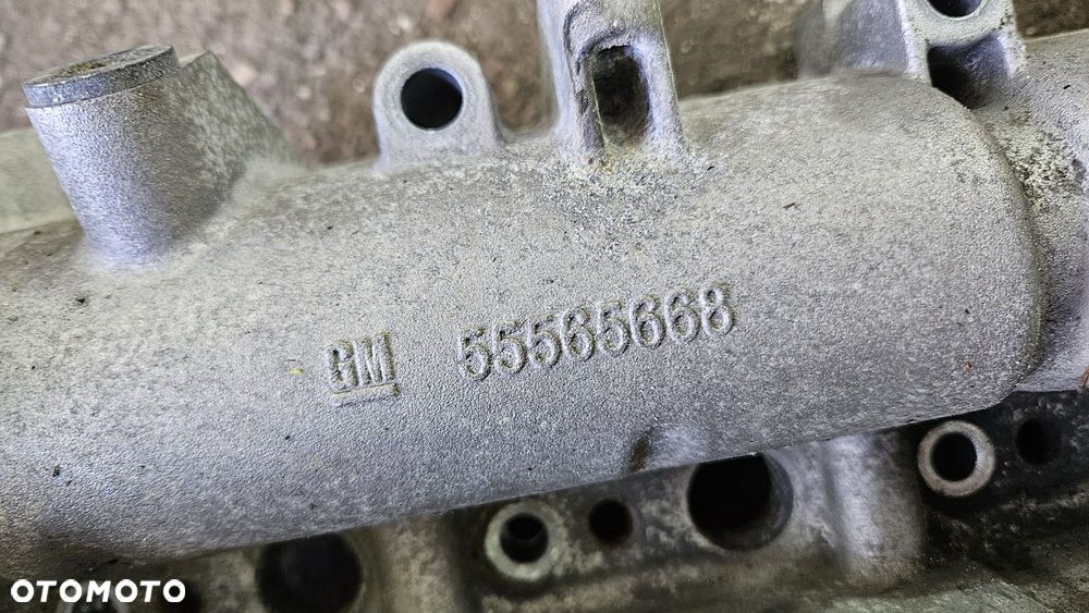 Pokrywa zaworów wałki rozrządu A20DTH opel astra j insignia a 2.0 cdti - 4