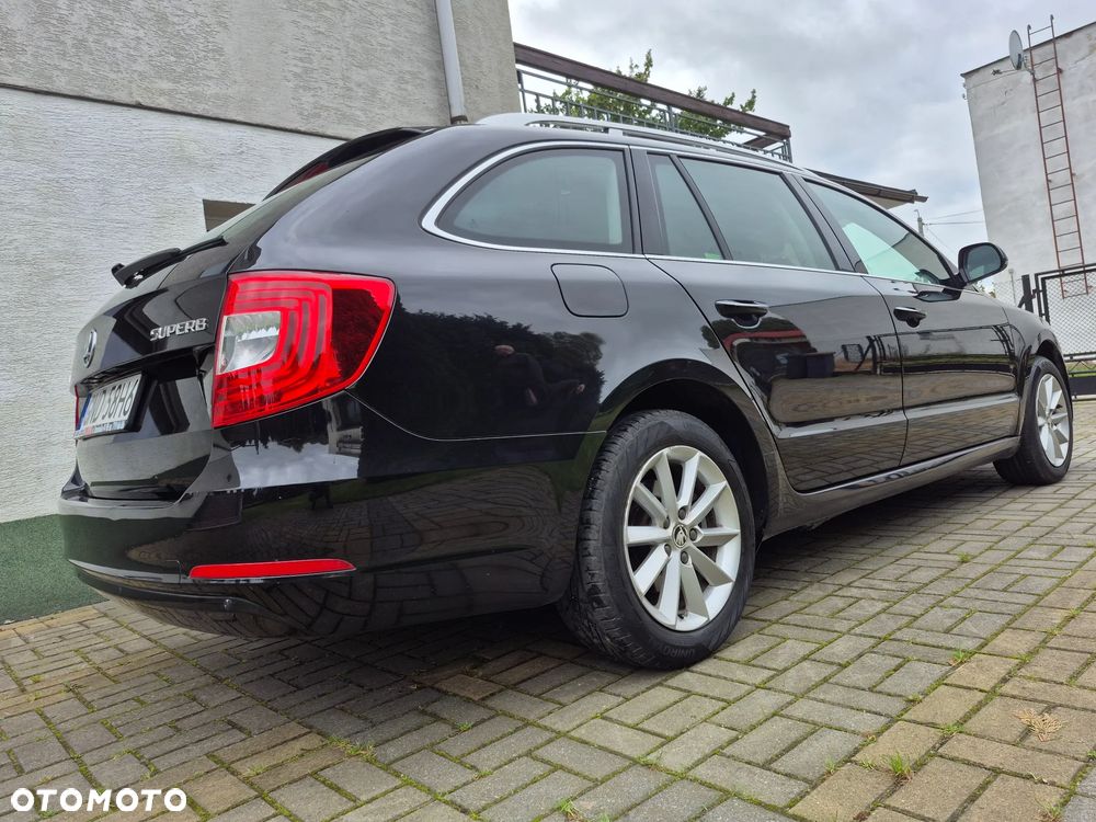 Skoda Superb 2015 photo 3