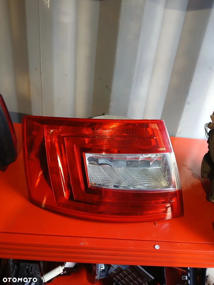 Skoda Octavia3 lampy tył kombi sedan P L - 2