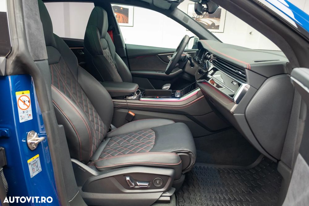Audi SQ8 4.0 TFSI quattro Tiptronic - 33