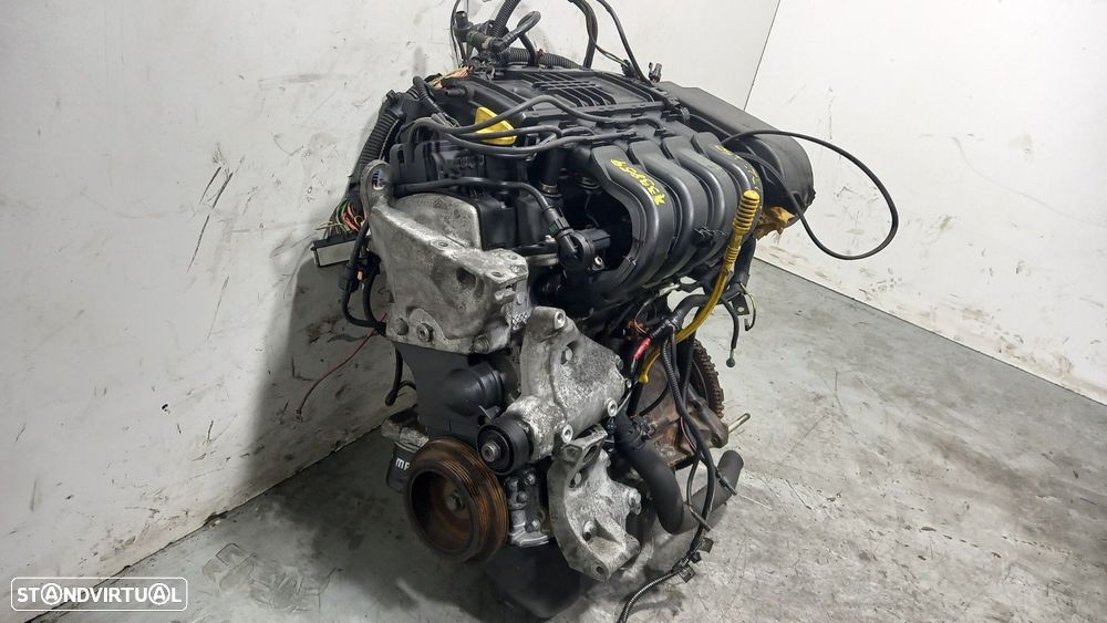 MOTOR COMPLETO RENAULT CLIO II 2003 -D4B712 - 4