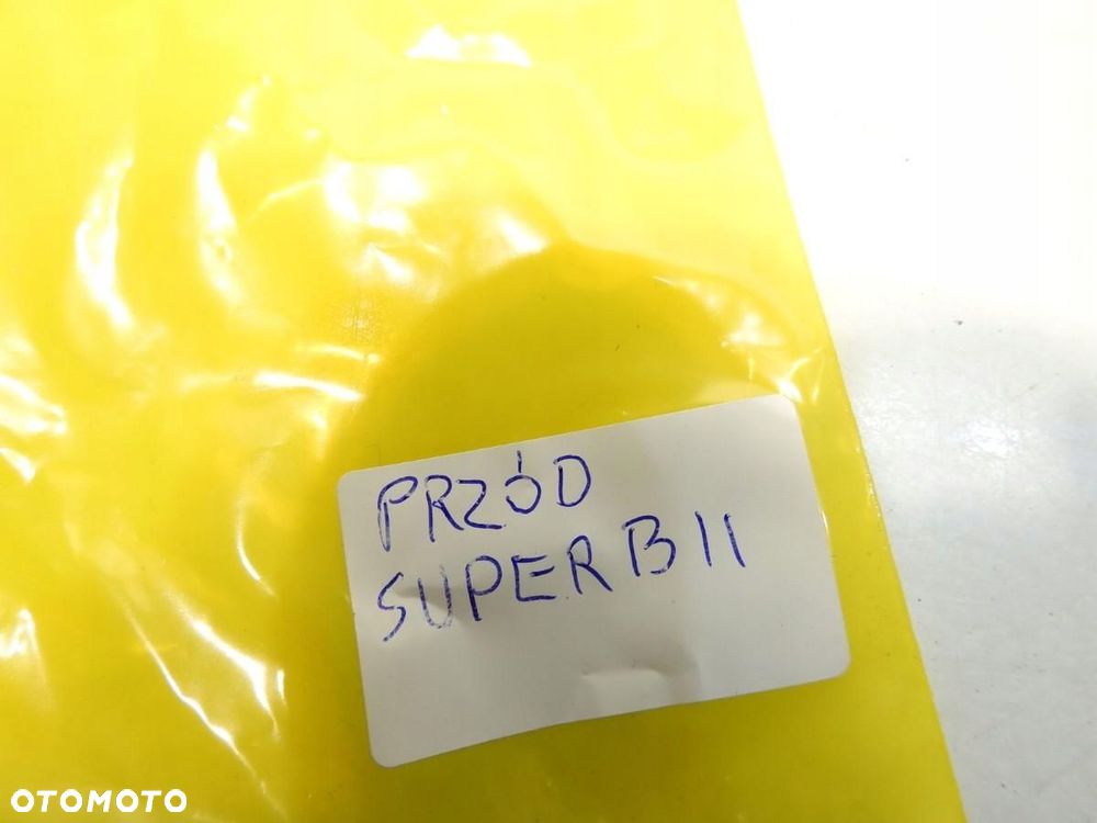 LAMPKA LAMPKI OŚWIETLENIE KABINY SKODA SUPERB II 1K0947109 - 3