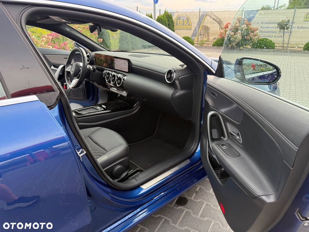 Mercedes-Benz CLA - 14