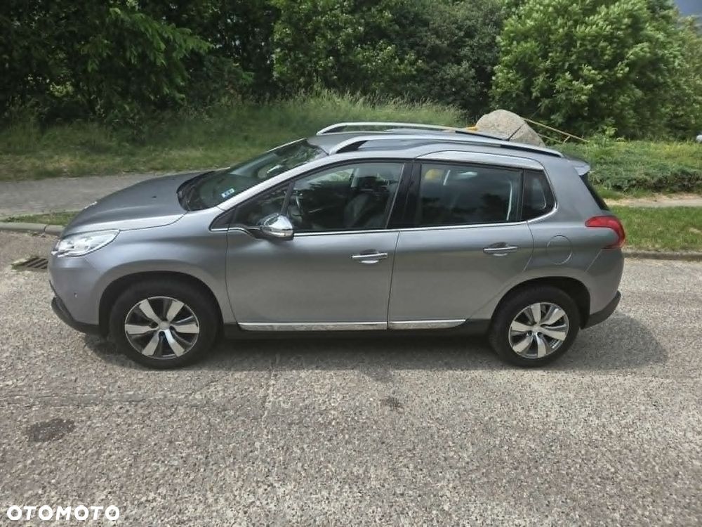 Peugeot 2008 1.2 Pure Tech Style EU6 - 6