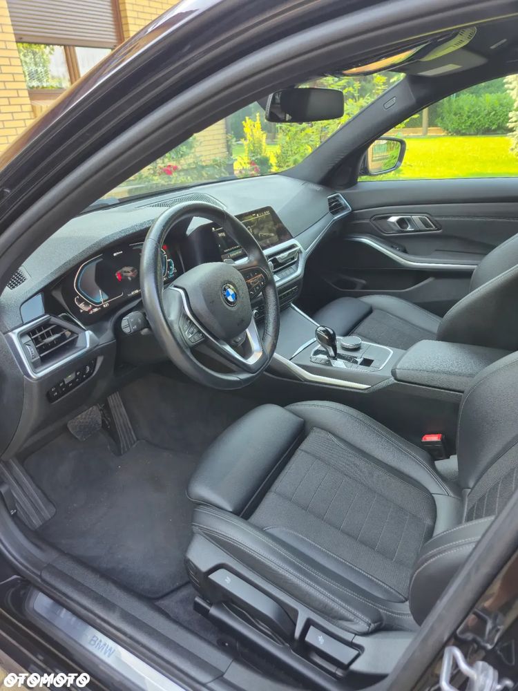 BMW Seria 3 - 13
