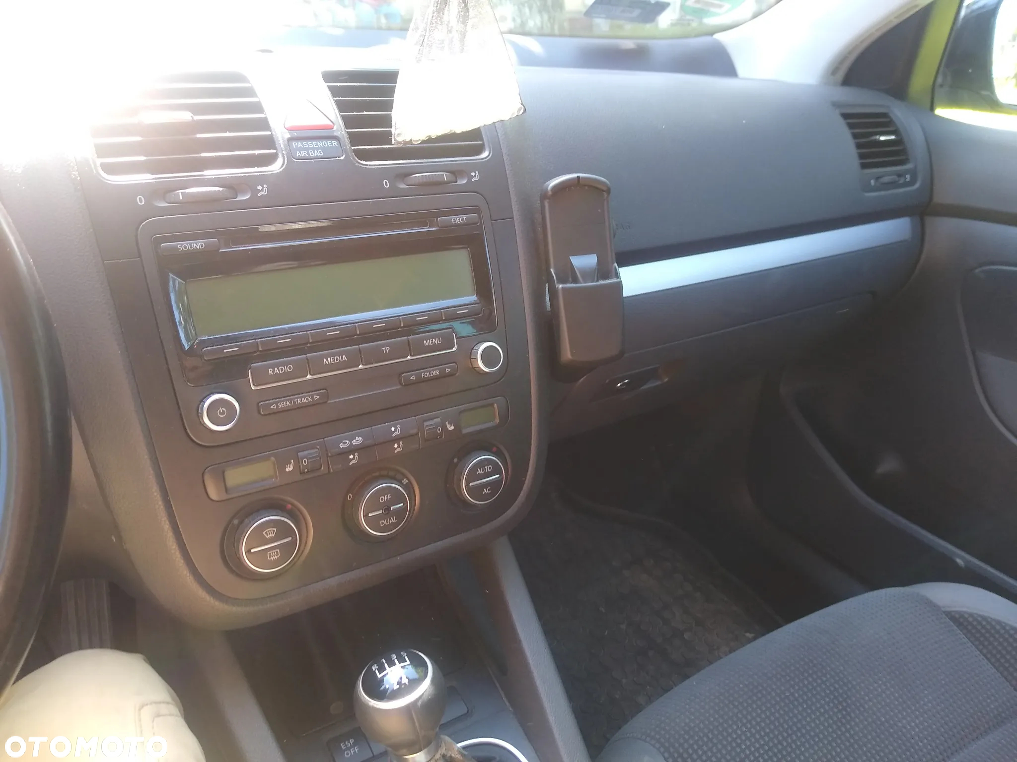Volkswagen Golf V 1.9 TDI Trendline - 11
