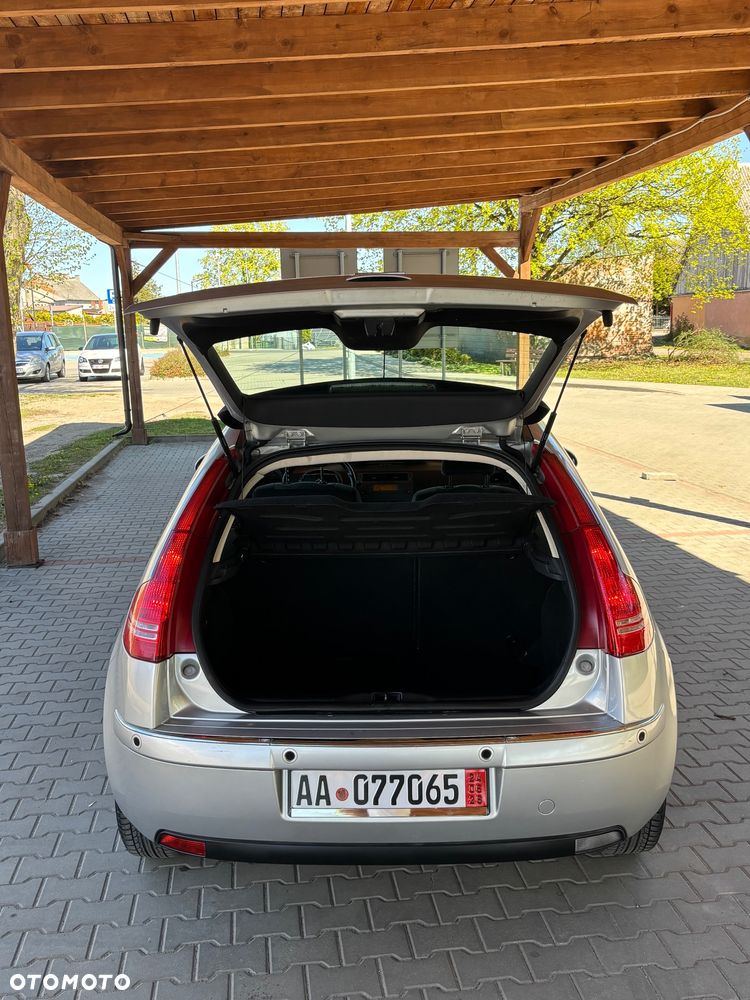 Citroën C4 1.6 16V Exclusive - 38